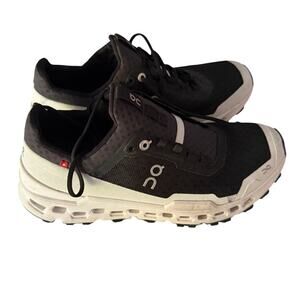 n Running Cloudultra Trail Running Shoe Size 8 Black White CloudTec Gently Used